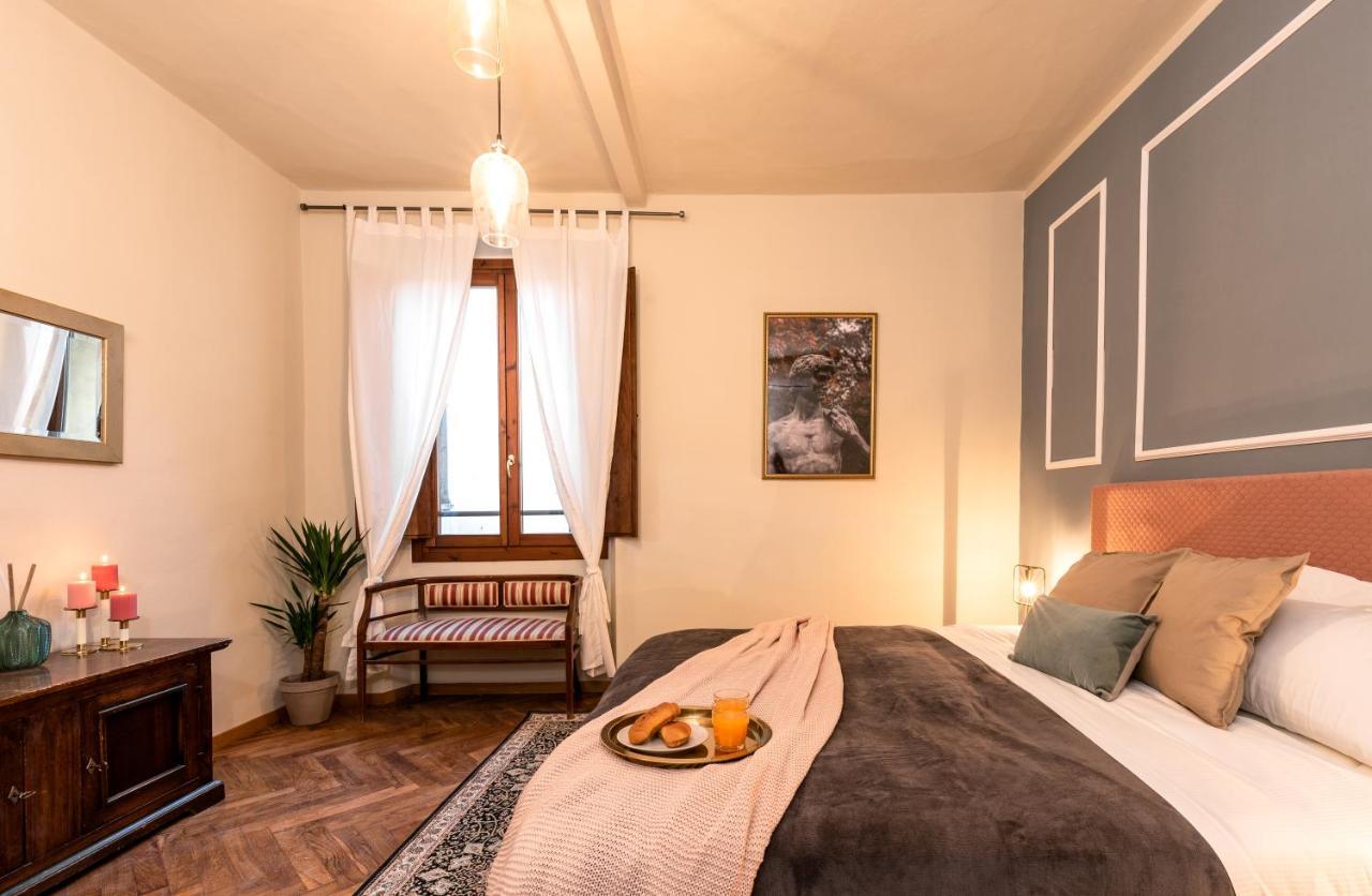 Florentine Palazzo,4 Bedrooms,historic Center Appartement